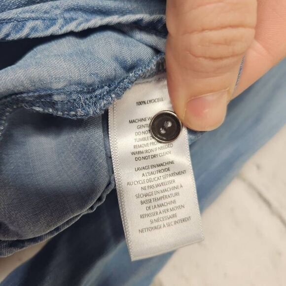 Beachlunchlounge Collection Women's Blue Chambray Front Tie Button-Up Shirt Medi - Picture 10 of 12